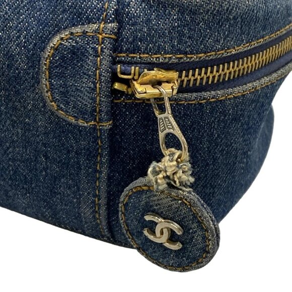 Auth CHANEL - Blue Denim Vanity Bag - Picture 10 of 16